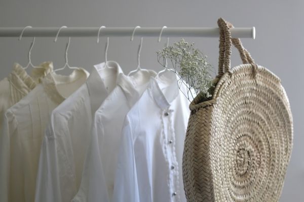 minimalist vs maximalist fashion